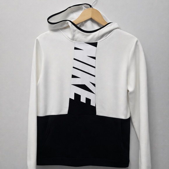 Nike Other - Nike White and Black Hoodie Boys XL Never Worn